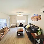 Detached House Near Metro With Private Parking